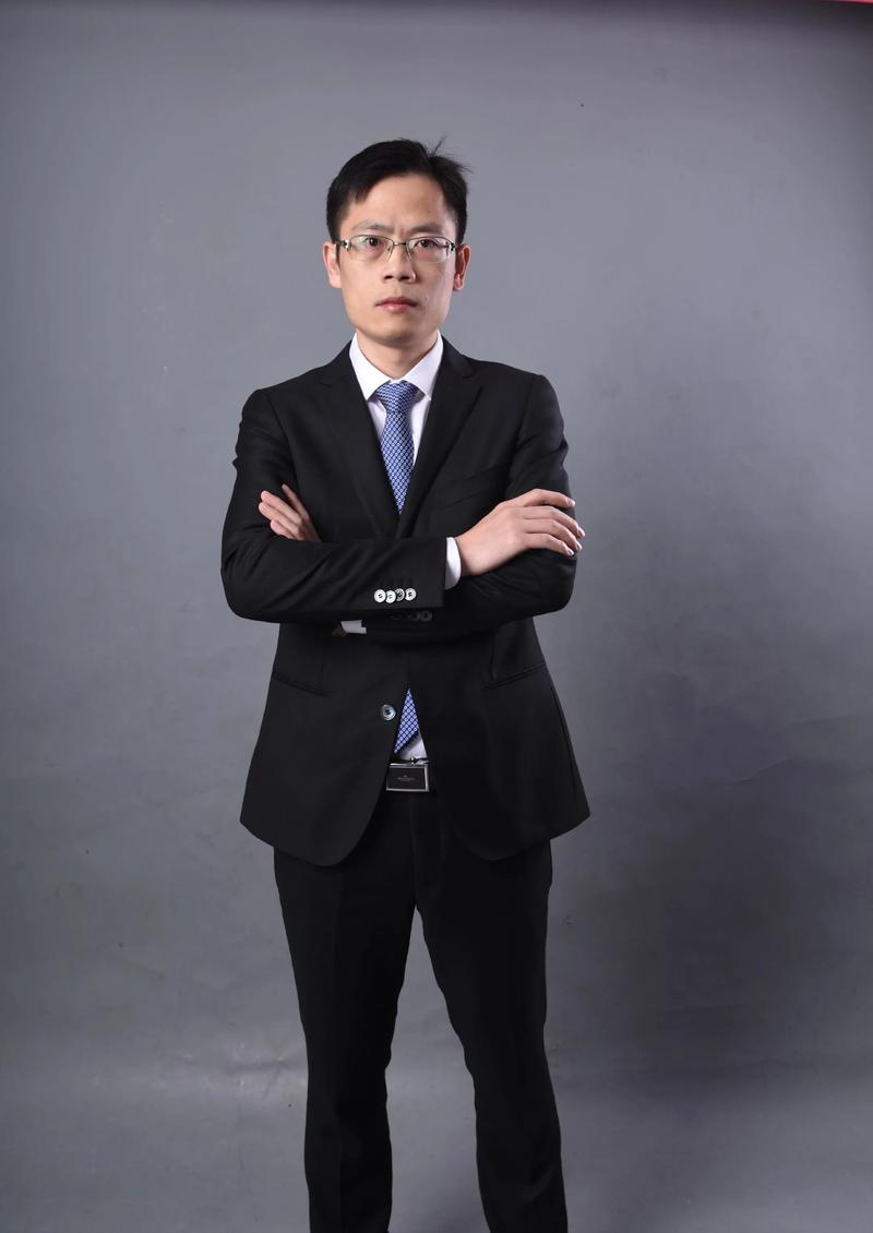 王春行 跟组制片负责人